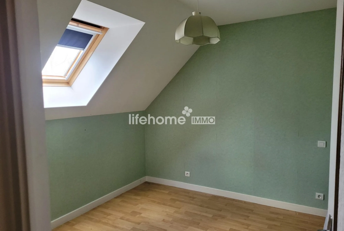 Grande maison individuelle à vendre à Saint-Pierre-Le-Moutier - 175 m² 