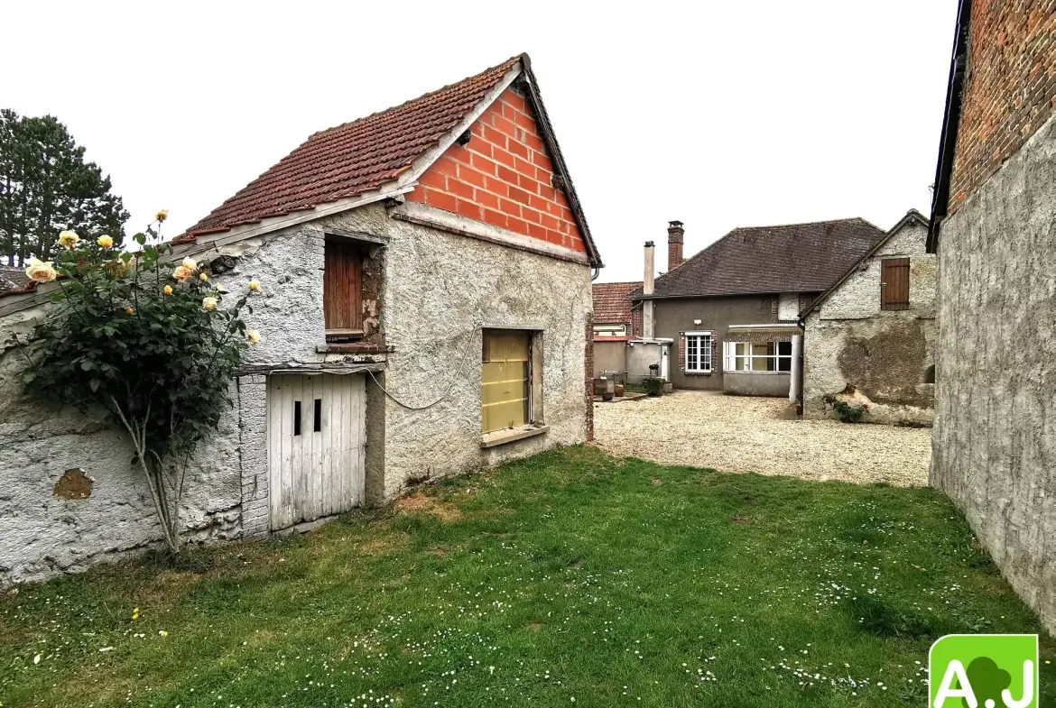 Maison 3 chambres à Ezy-sur-Eure à rénover avec terrain clos 
