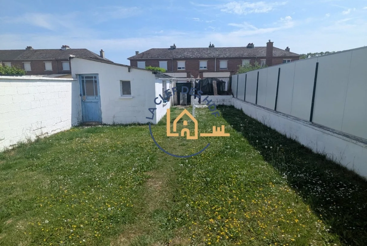Charmante maison mitoyenne à vendre à Corbehem, 88,70 m² avec jardin et potentiel de rénovation 