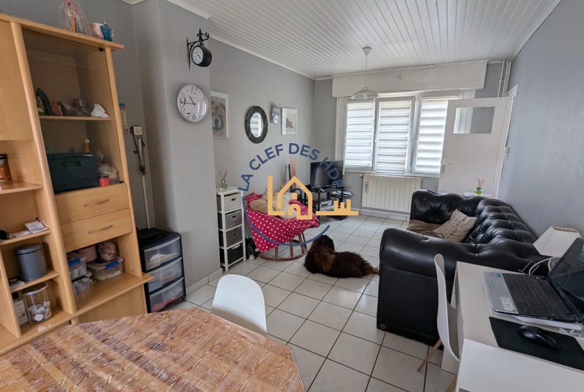 Charmante maison mitoyenne à vendre à Corbehem, 88,70 m² avec jardin et potentiel de rénovation 