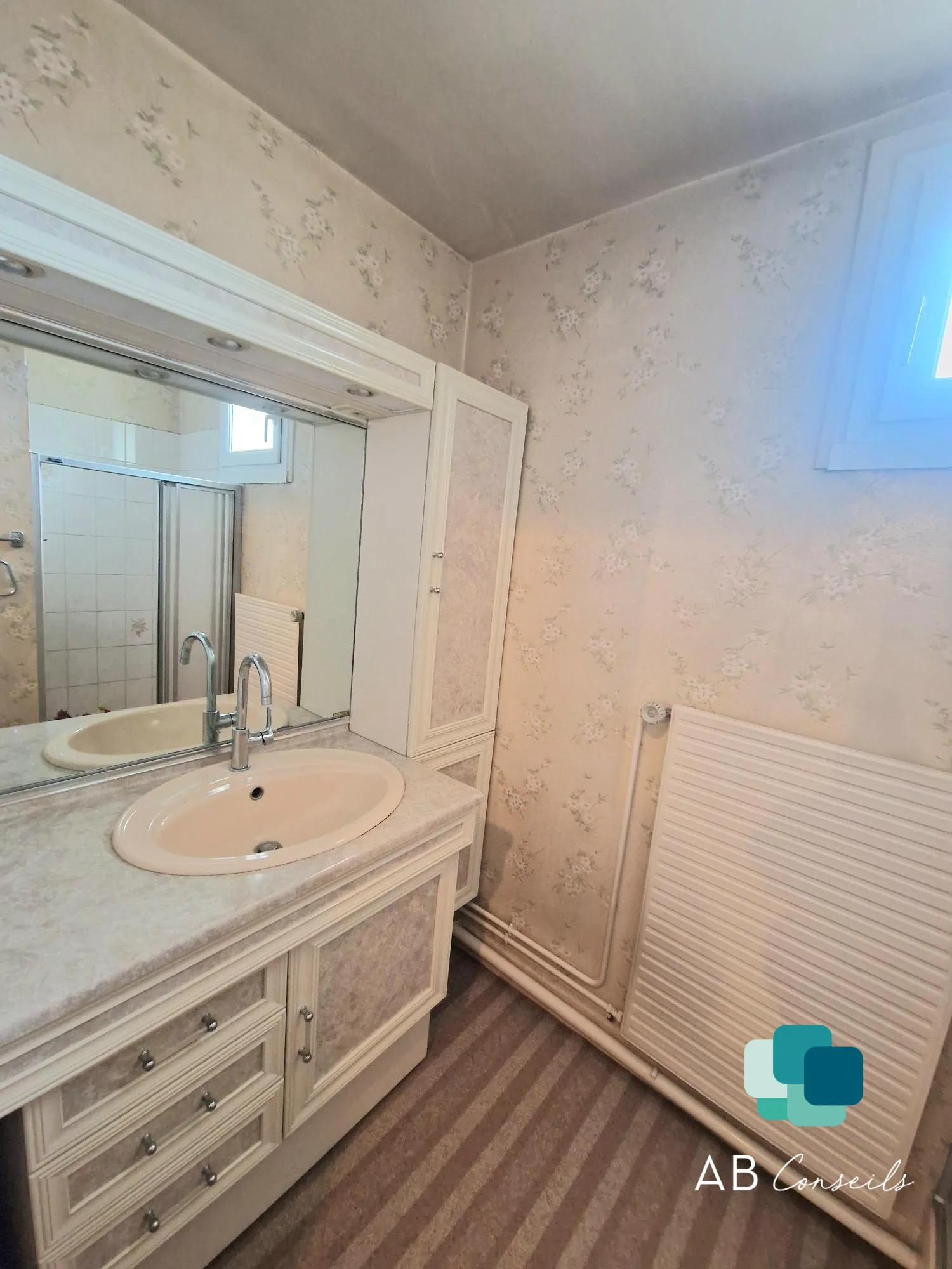 Appartement 4 pièces lumineux avec balcon et cave à Sotteville-lès-Rouen 