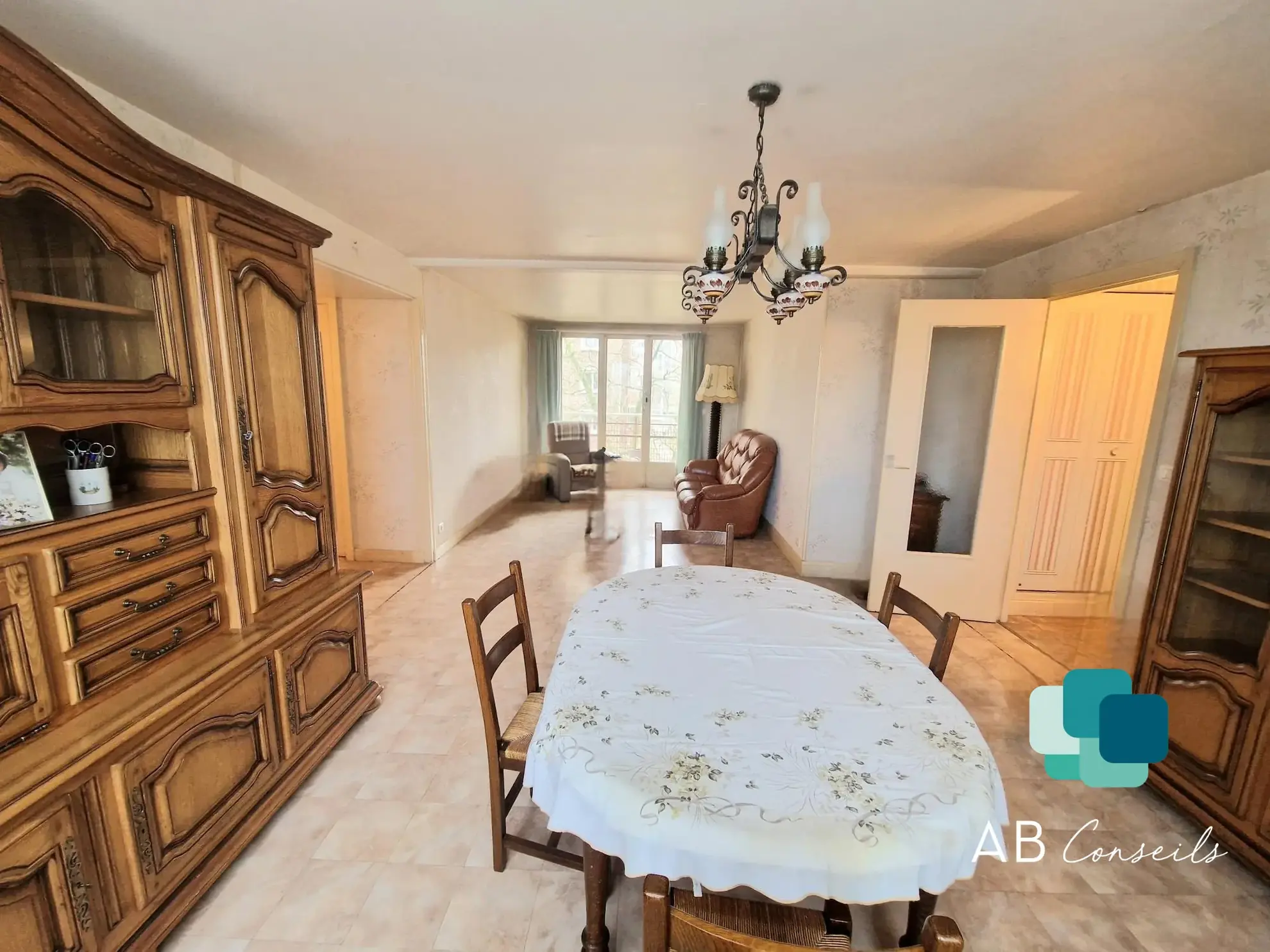 Appartement 4 pièces lumineux avec balcon et cave à Sotteville-lès-Rouen 