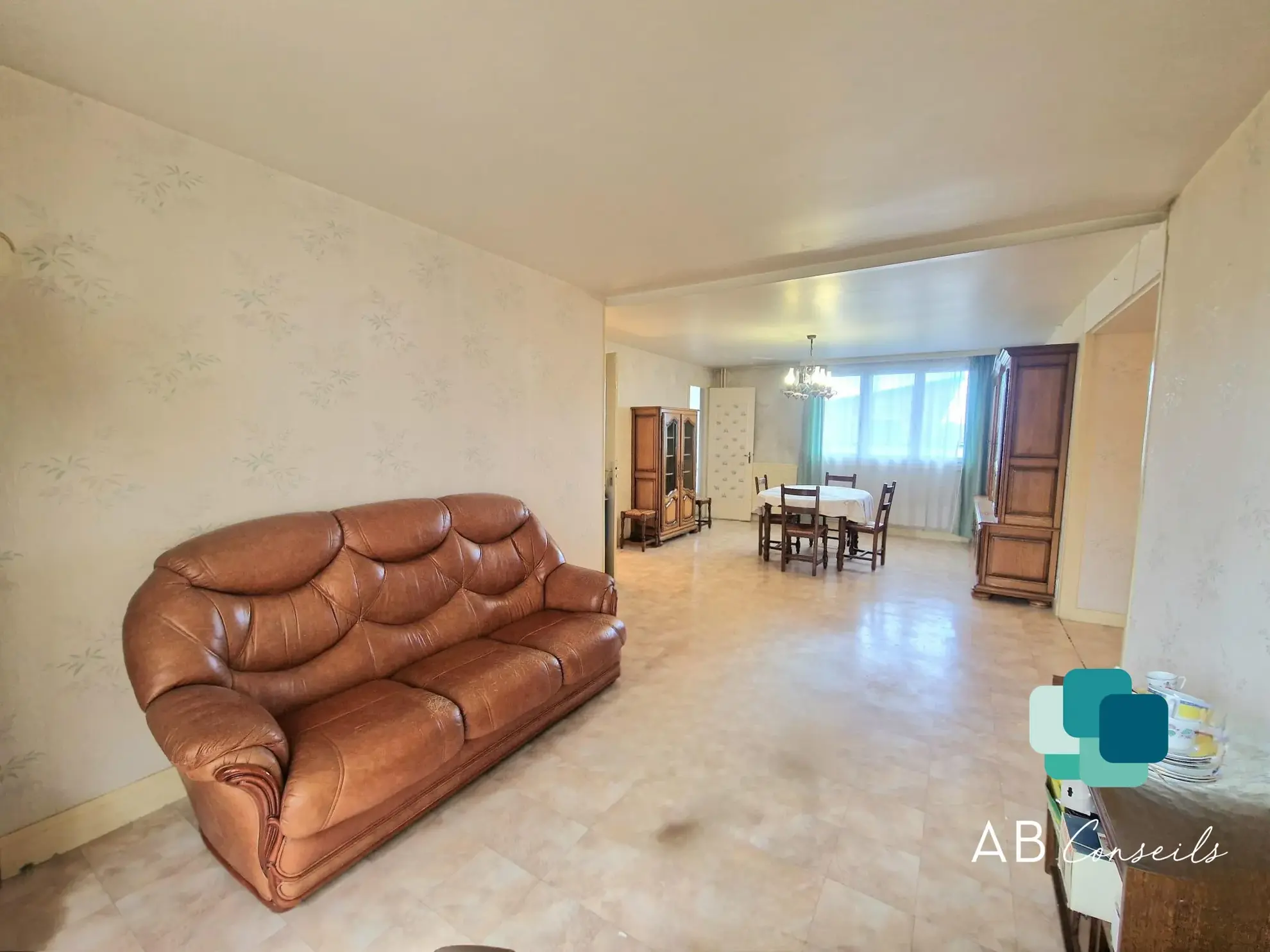 Appartement 4 pièces lumineux avec balcon et cave à Sotteville-lès-Rouen 