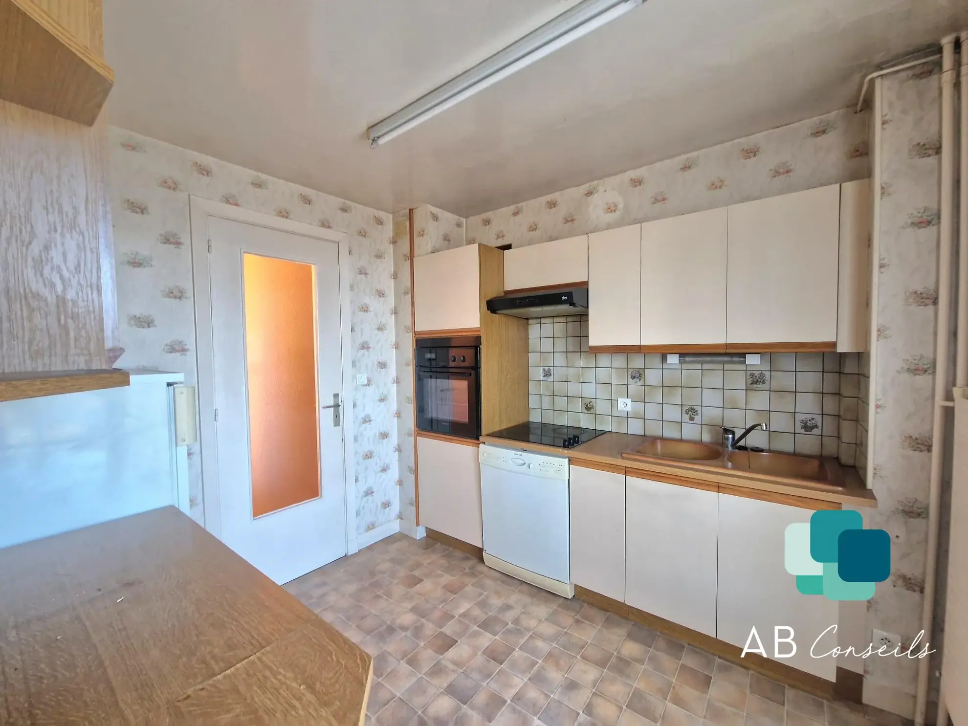 Appartement 4 pièces lumineux avec balcon et cave à Sotteville-lès-Rouen 