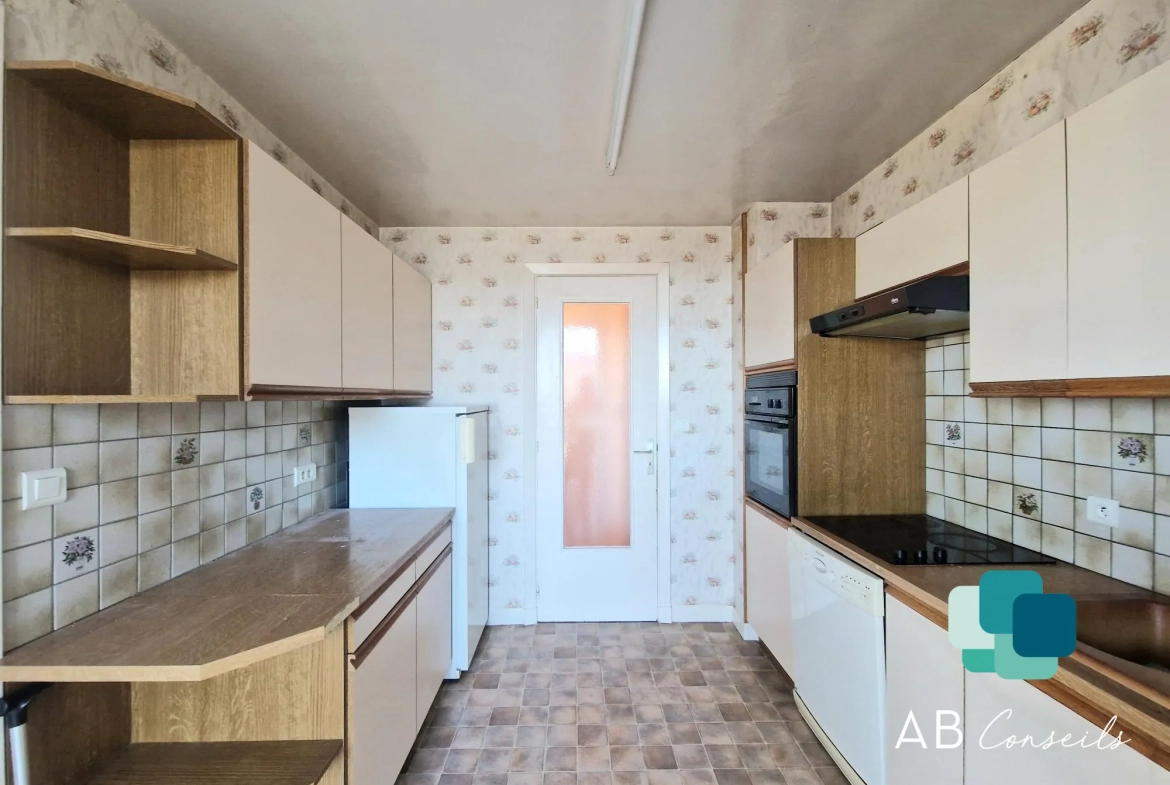 Appartement 4 pièces lumineux avec balcon et cave à Sotteville-lès-Rouen 
