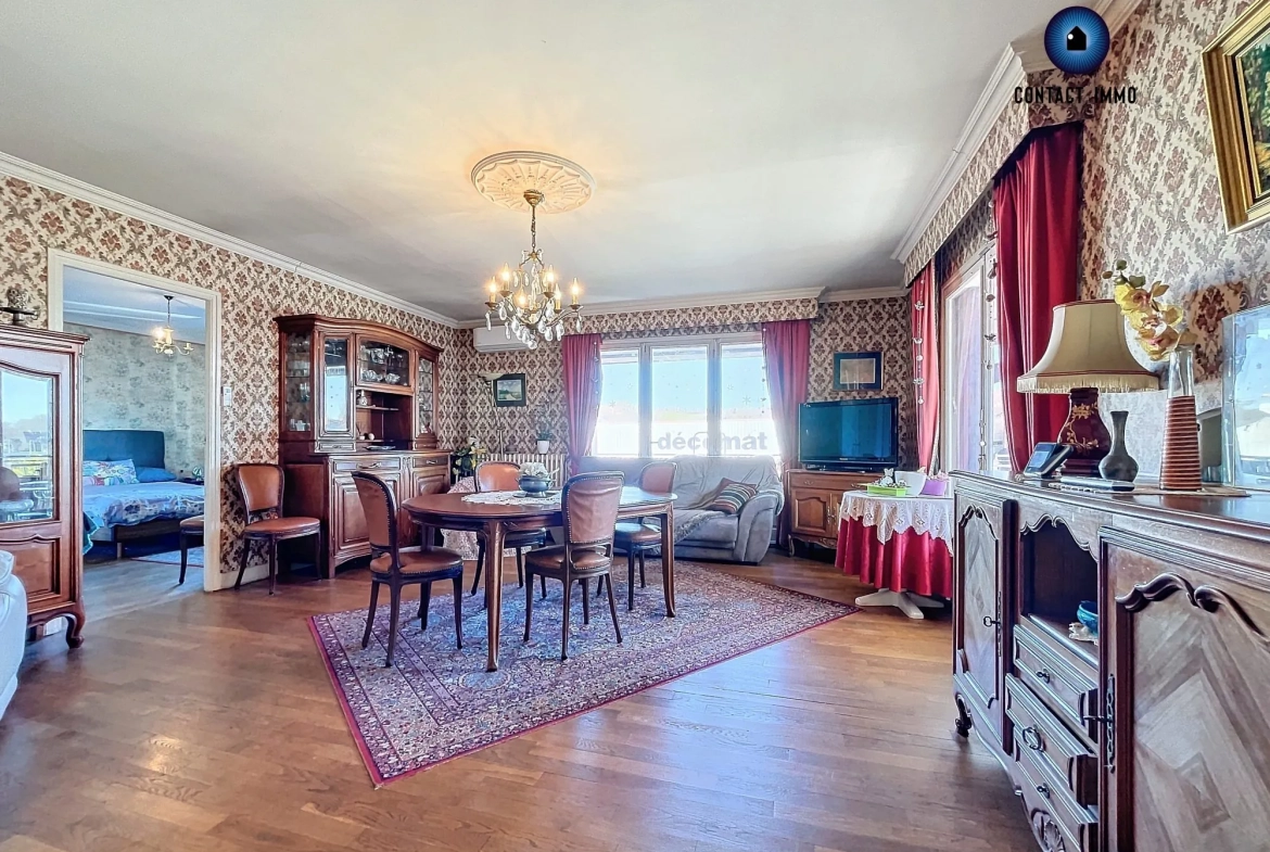 Maison à Varetz avec fort potentiel, jardin et travaux à prévoir 