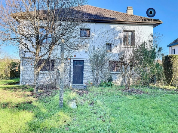 Maison à Varetz avec fort potentiel, jardin et travaux à prévoir