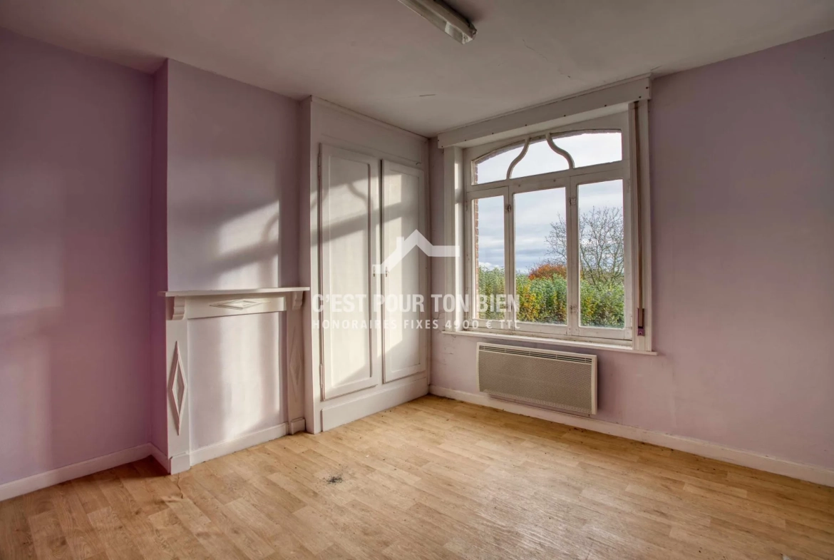 Maison ancienne à Boeschepe de 87 m² à rénover avec potentiel 