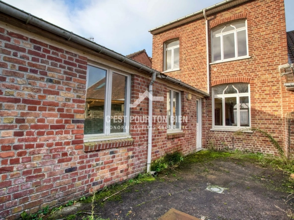 Maison ancienne à Boeschepe de 87 m² à rénover avec potentiel