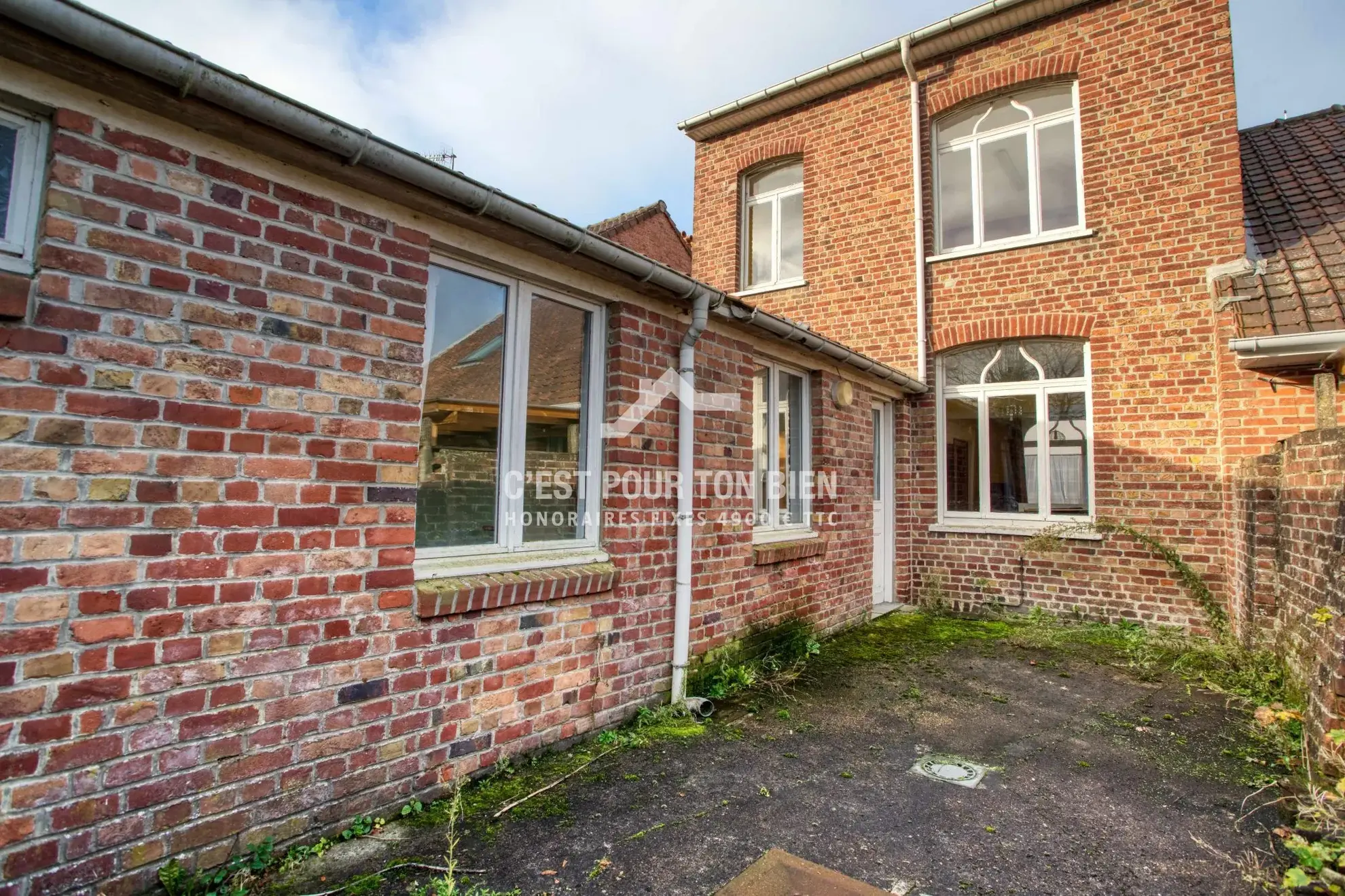 Maison ancienne à Boeschepe de 87 m² à rénover avec potentiel 