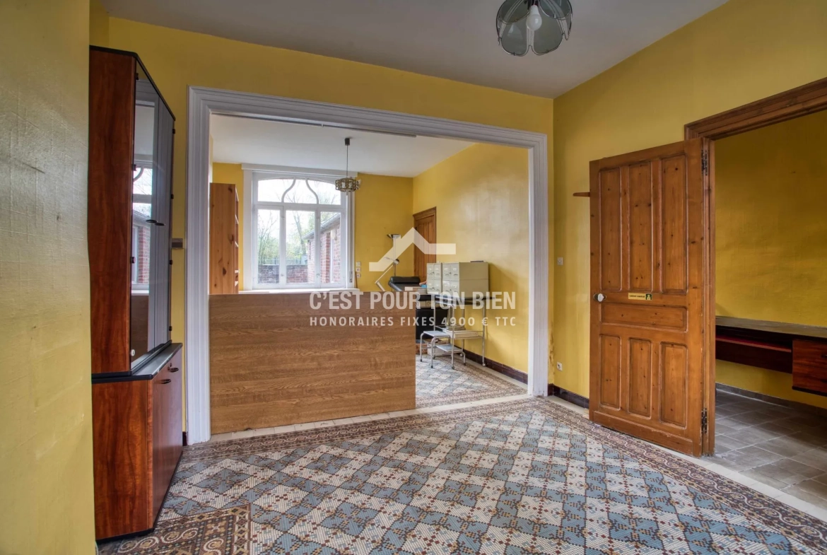 Maison ancienne à Boeschepe de 87 m² à rénover avec potentiel 
