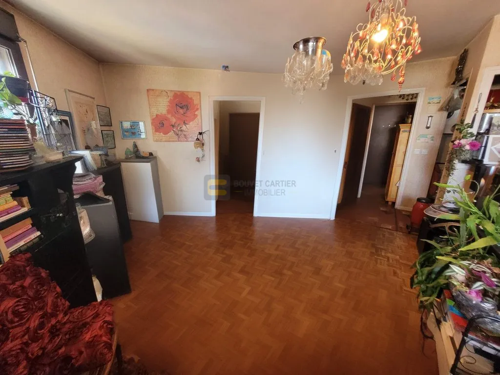Appartement 2 pièces en centre d'Annemasse, idéal investisseur 