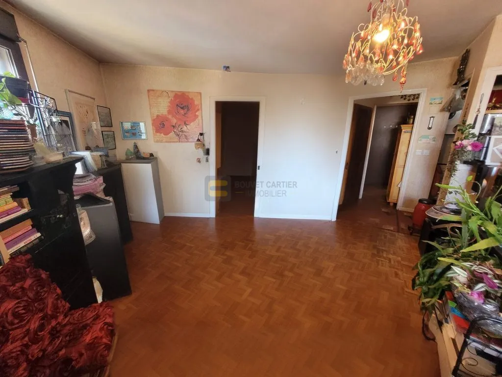 Appartement 2 pièces en centre d'Annemasse, idéal investisseur 