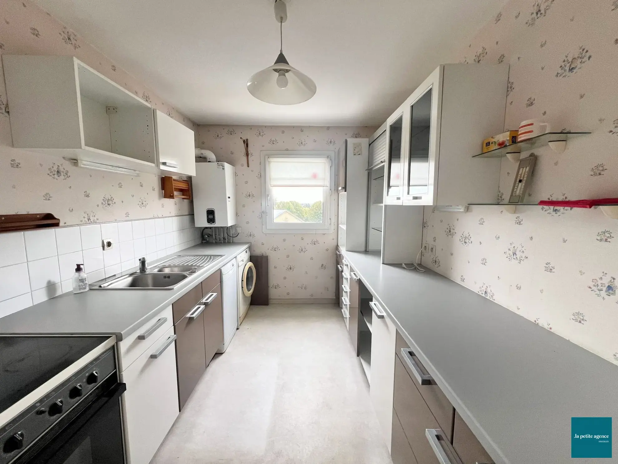 Appartement F3 à vendre à Caen avec cave, parking et lumineux dans le quartier Haie-Vigné 