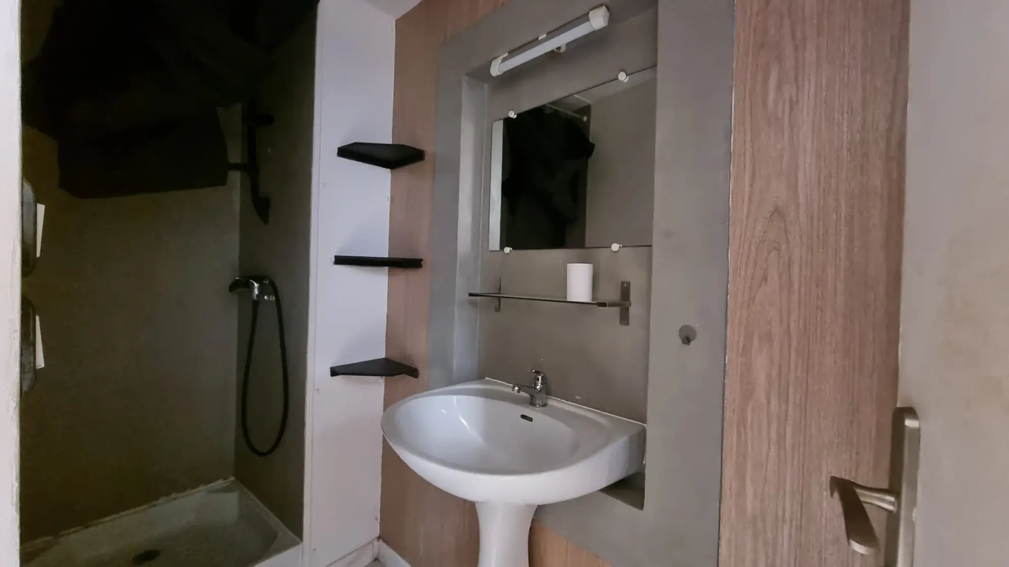 Maison à Mondonville avec deux appartements locatifs, faible charge, bon rendement 