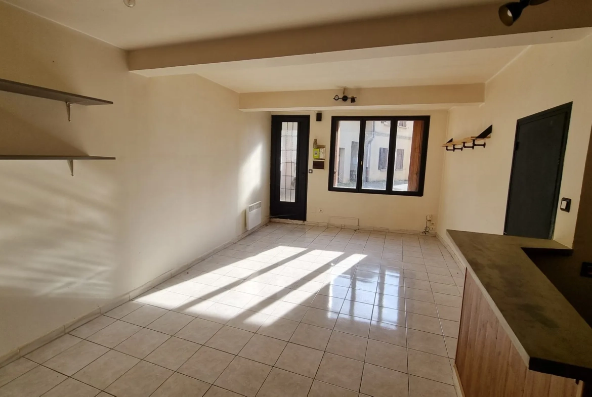 Maison à Mondonville avec deux appartements locatifs, faible charge, bon rendement 