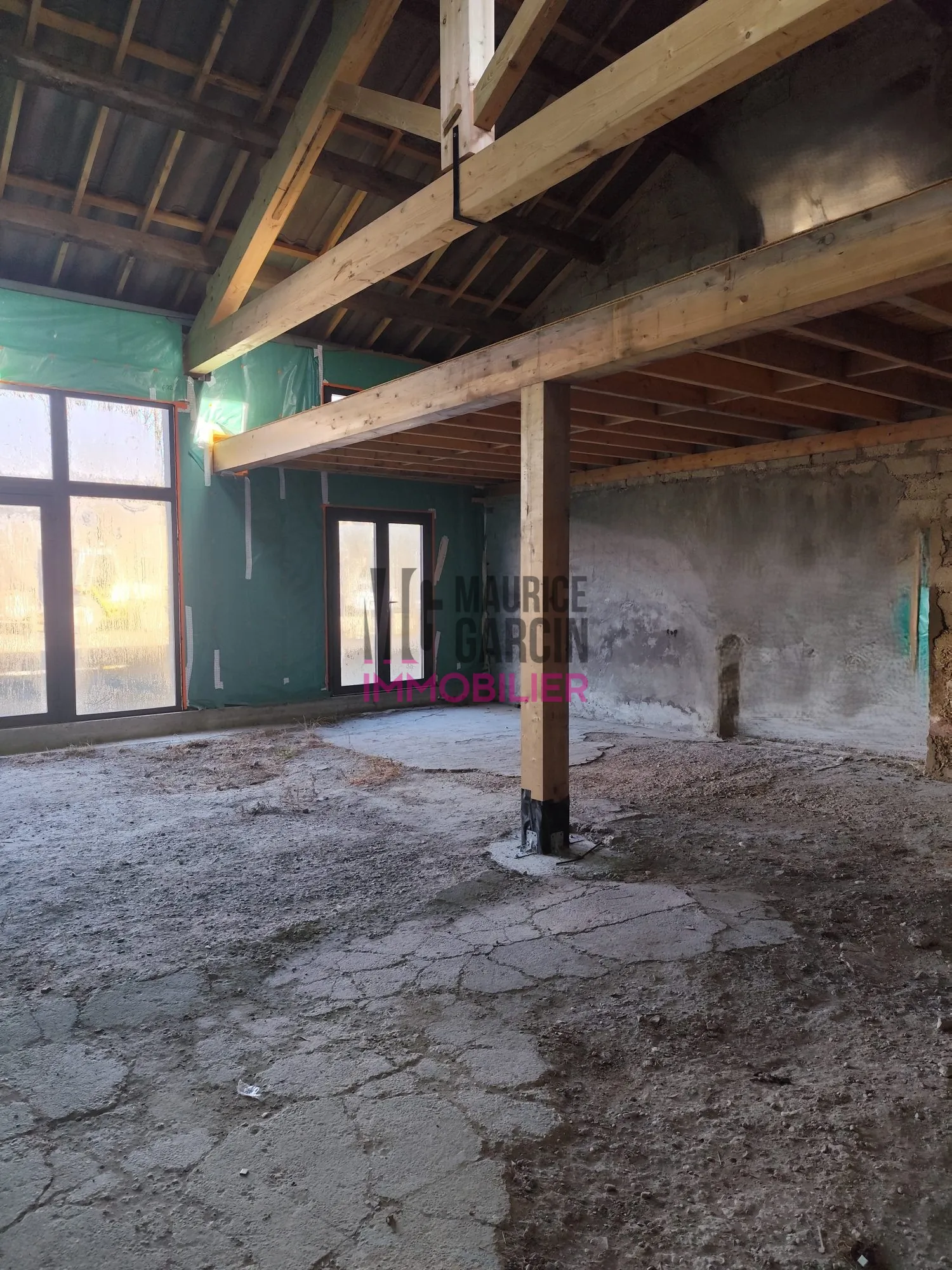 Loft neuf à Monteux de 91,9 m² avec jardin et stationnement disponible en 2025 