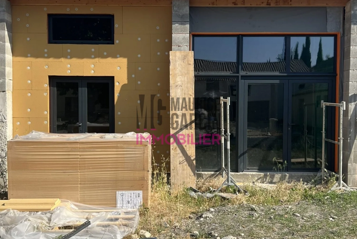 Loft neuf à Monteux de 91,9 m² avec jardin et stationnement disponible en 2025 