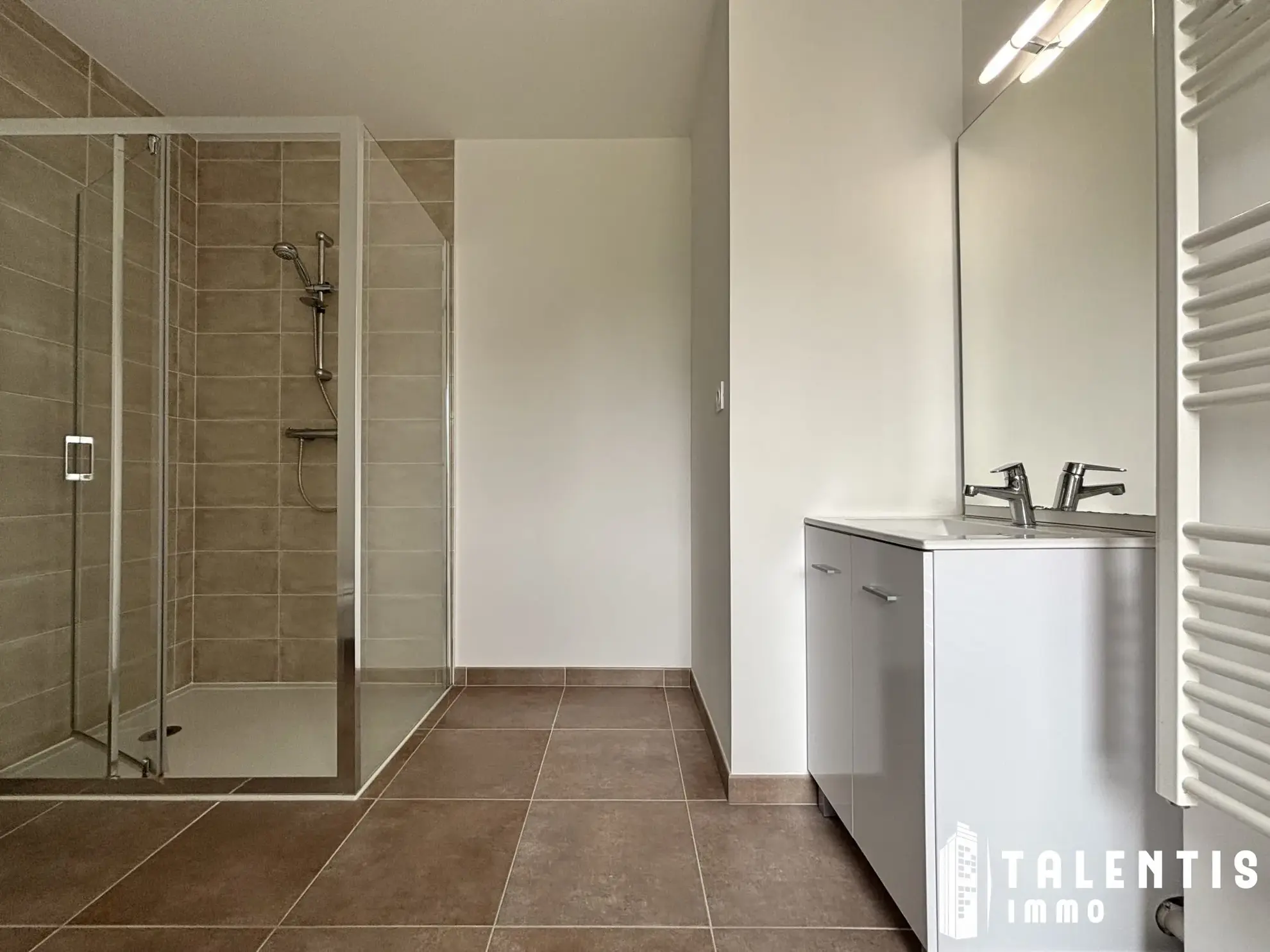 Appartement 2 pièces avec terrasse et parking à Nantes Eraguère 