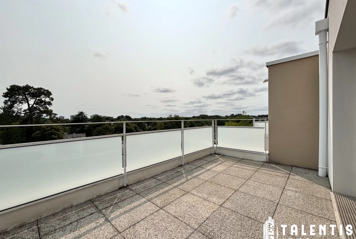 Appartement 2 pièces avec terrasse et parking à Nantes Eraguère 
