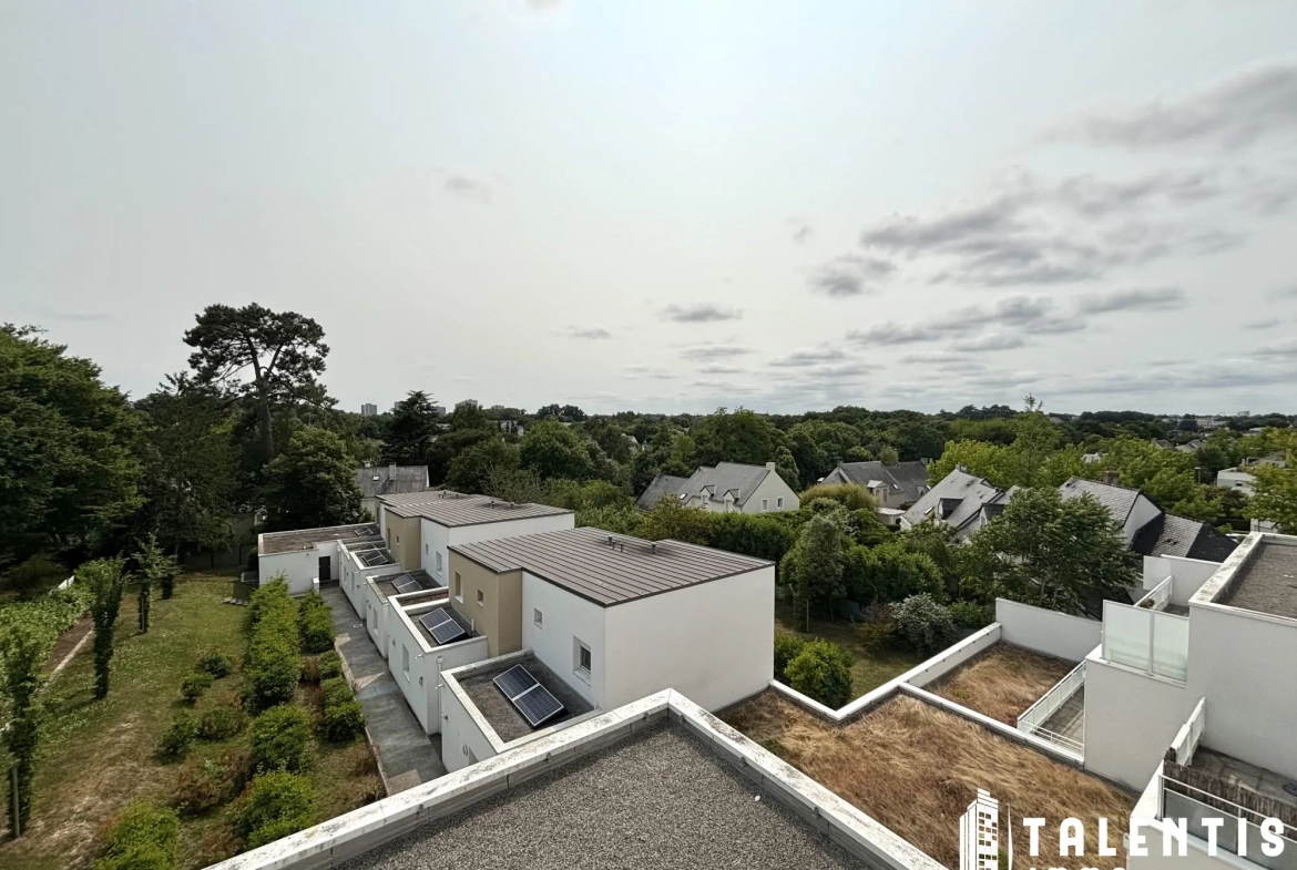 Appartement 2 pièces avec terrasse et parking à Nantes Eraguère 