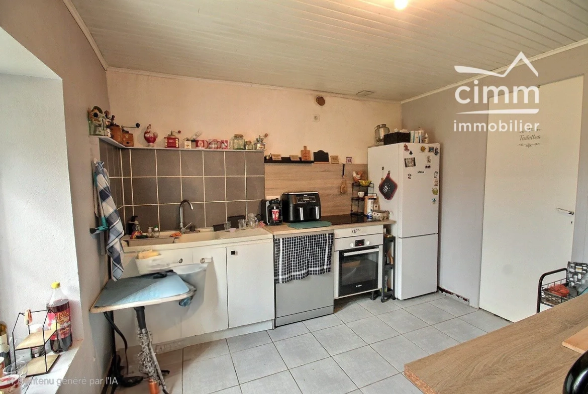 Maison à vendre à Beaufort - 94 m² avec dépendances et terrain arboré 