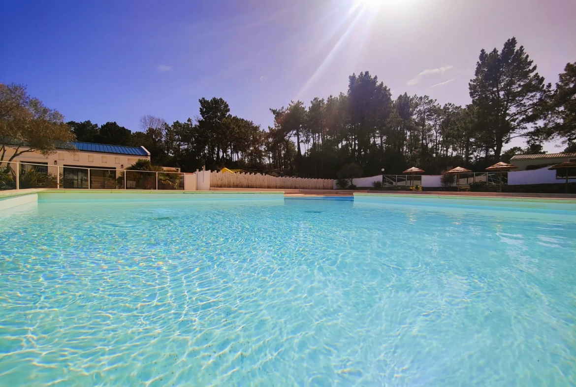 Charmant chalet en bois de 240 m² proche de la mer à Saint-Hilaire-de-Riez 