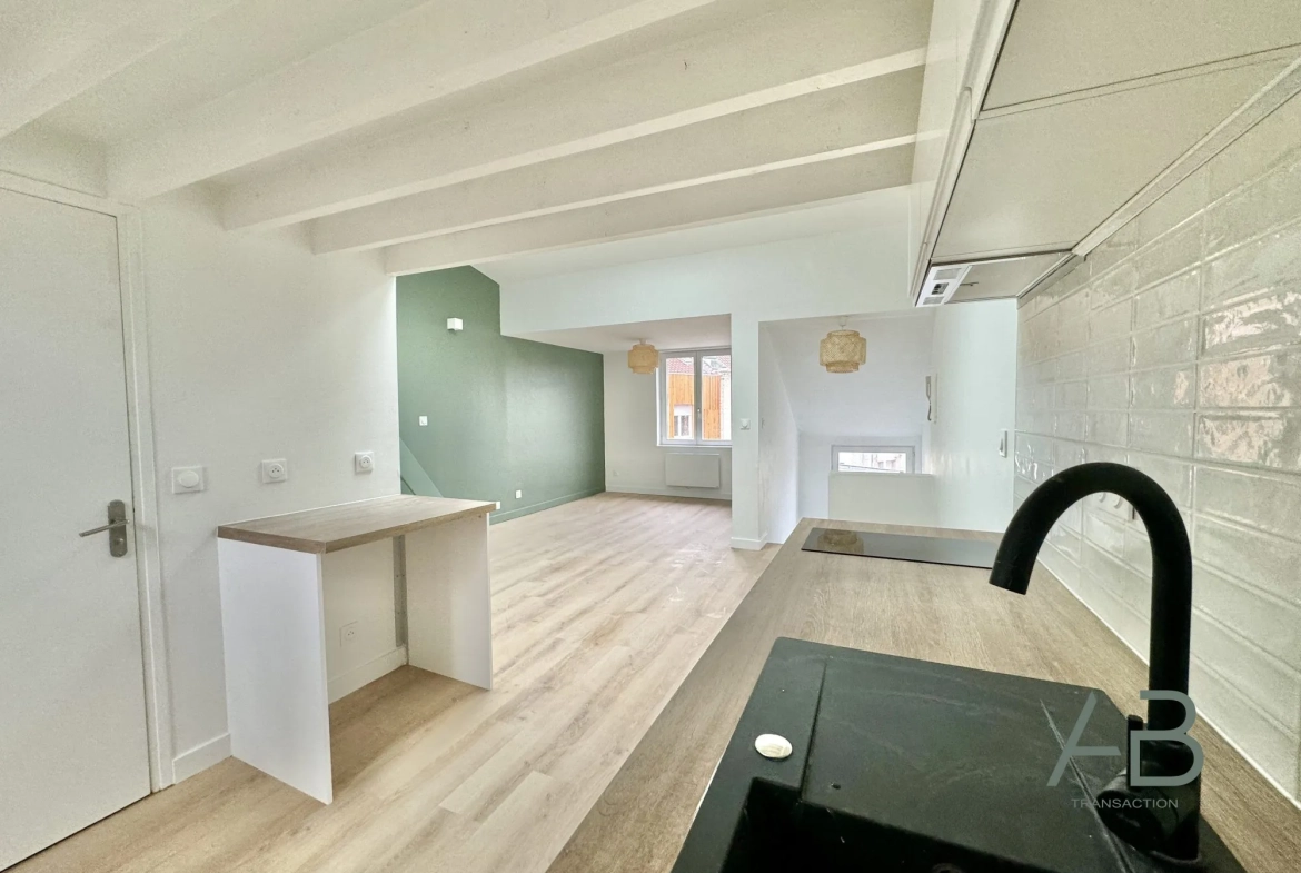 Appartement T1 bis/T2 rénové à Lille JB Lebas, idéal investisseur ou primo-accédant 
