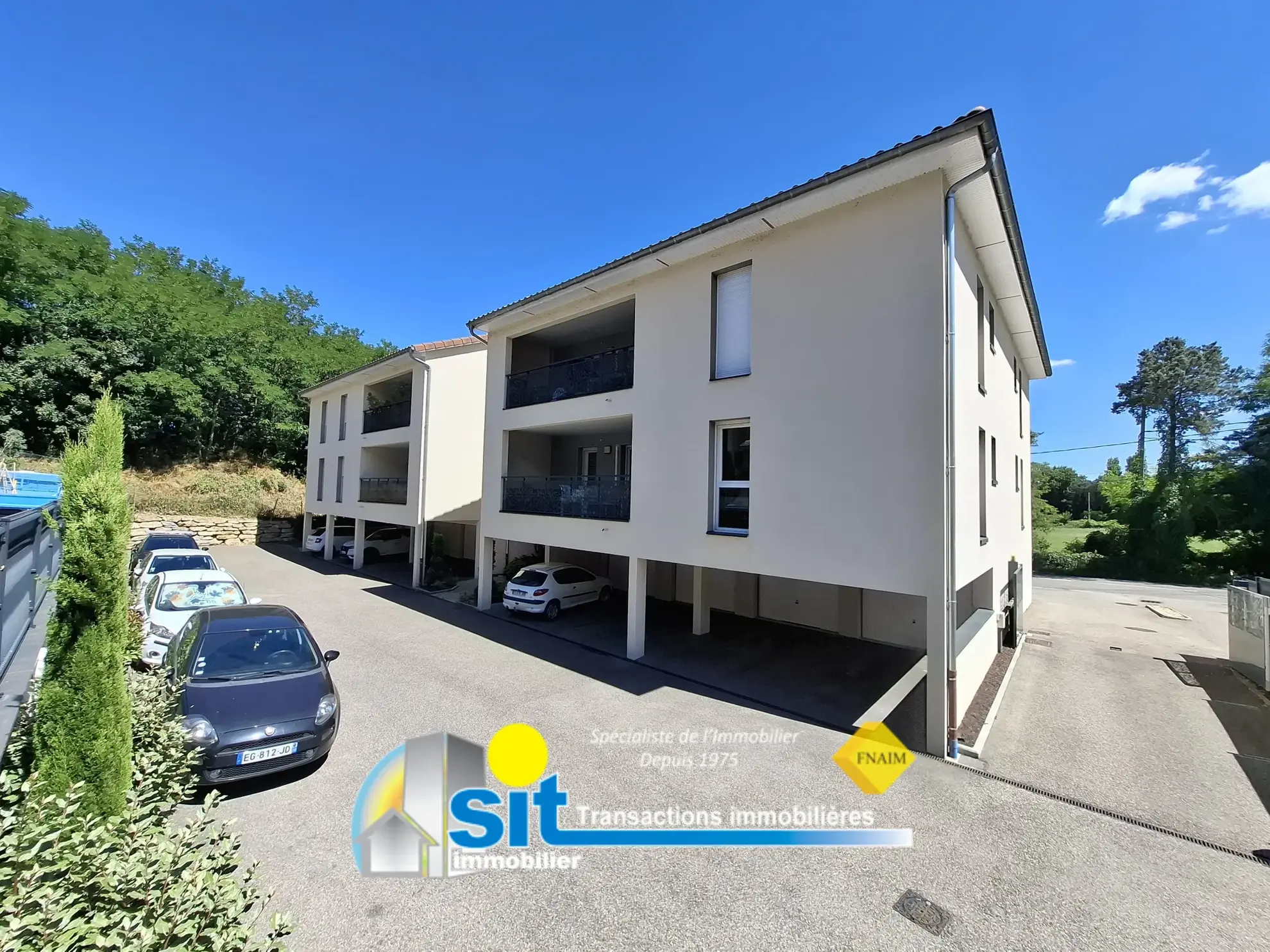 Appartement moderne 3 pièces avec terrasse, garage double à Vienne (38200) 