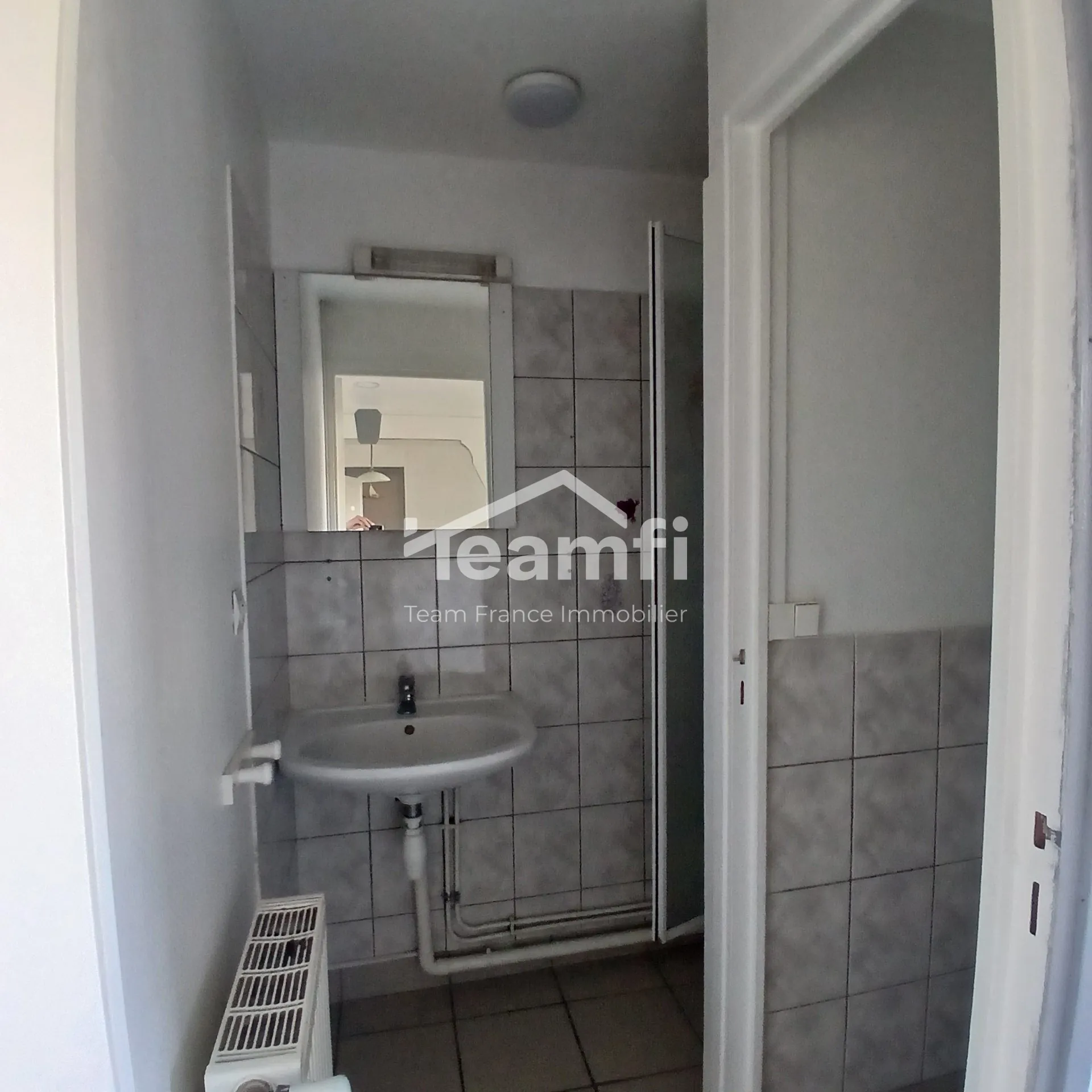 Appartement T3 de 56 m² avec balcon à Roanne – Investissement locatif idéal 