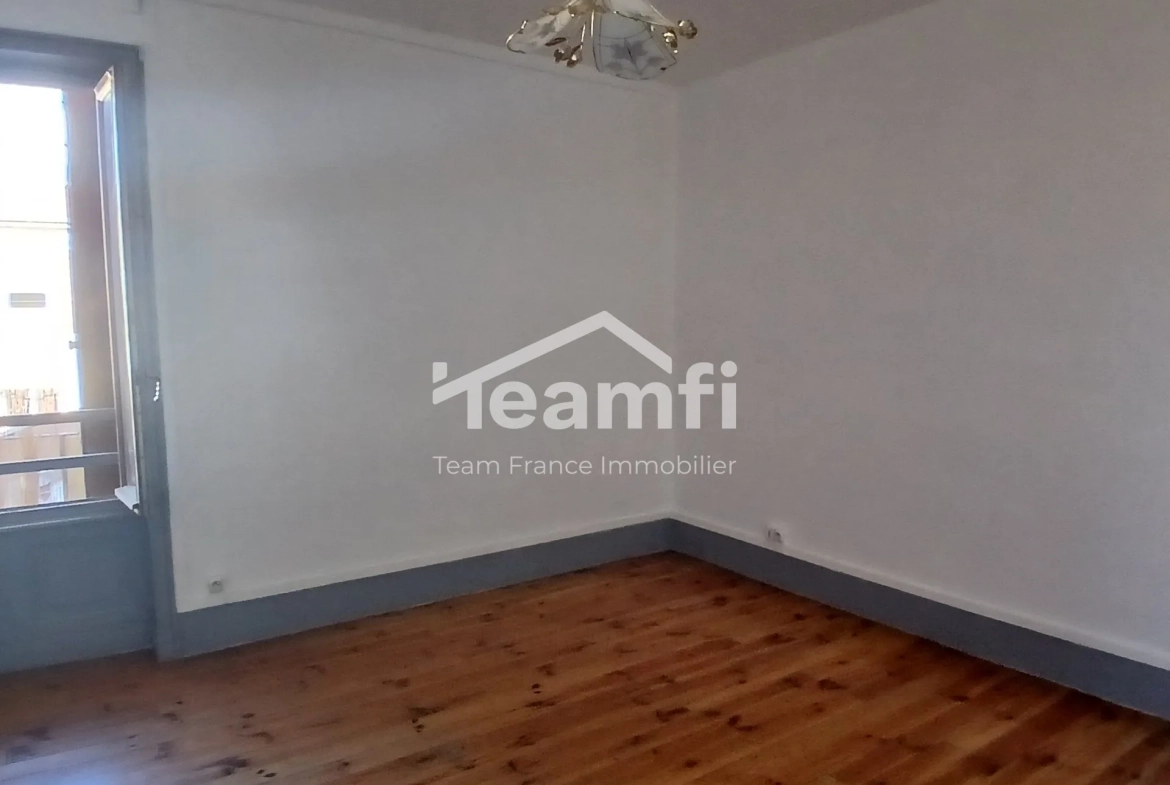 Appartement T3 de 56 m² avec balcon à Roanne – Investissement locatif idéal 