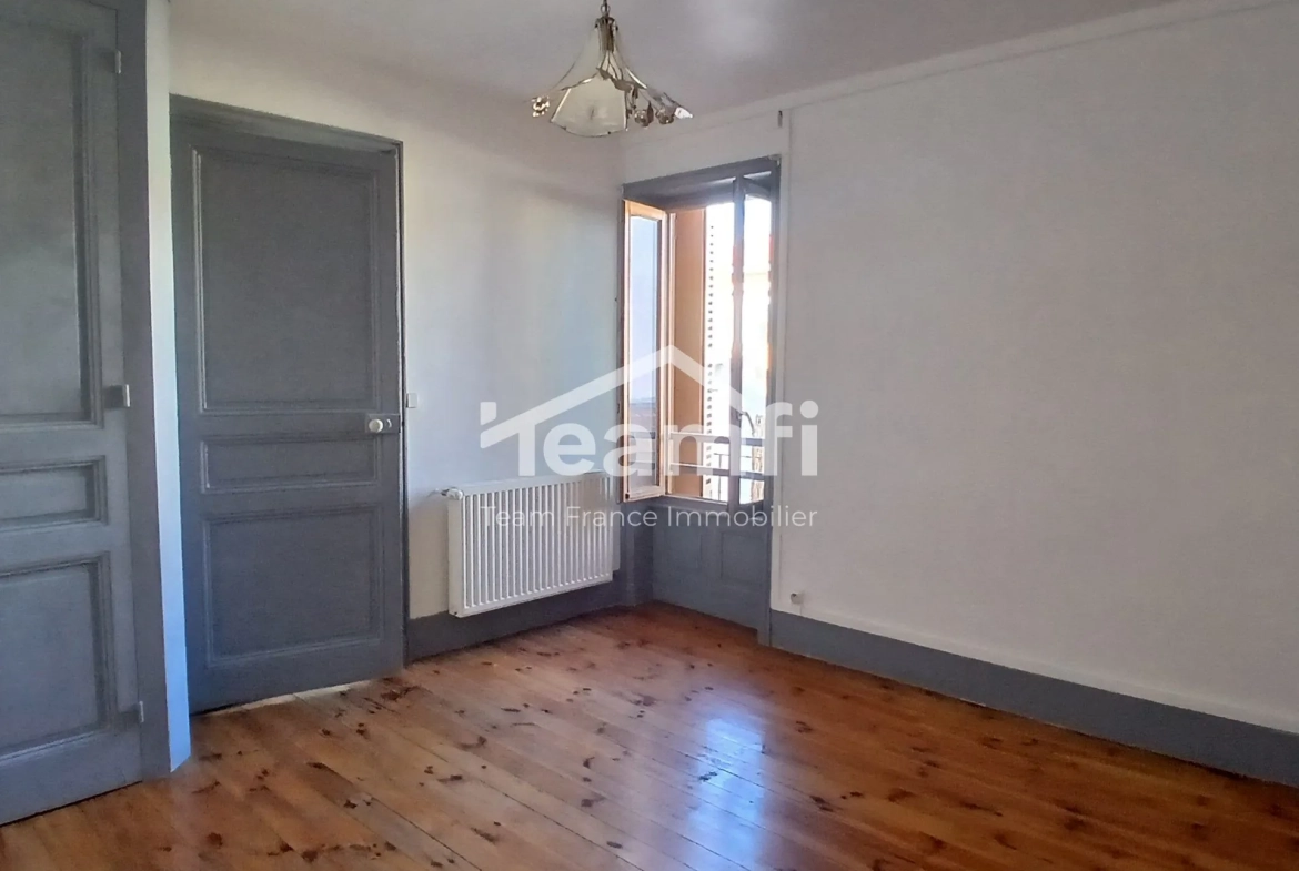 Appartement T3 de 56 m² avec balcon à Roanne – Investissement locatif idéal 
