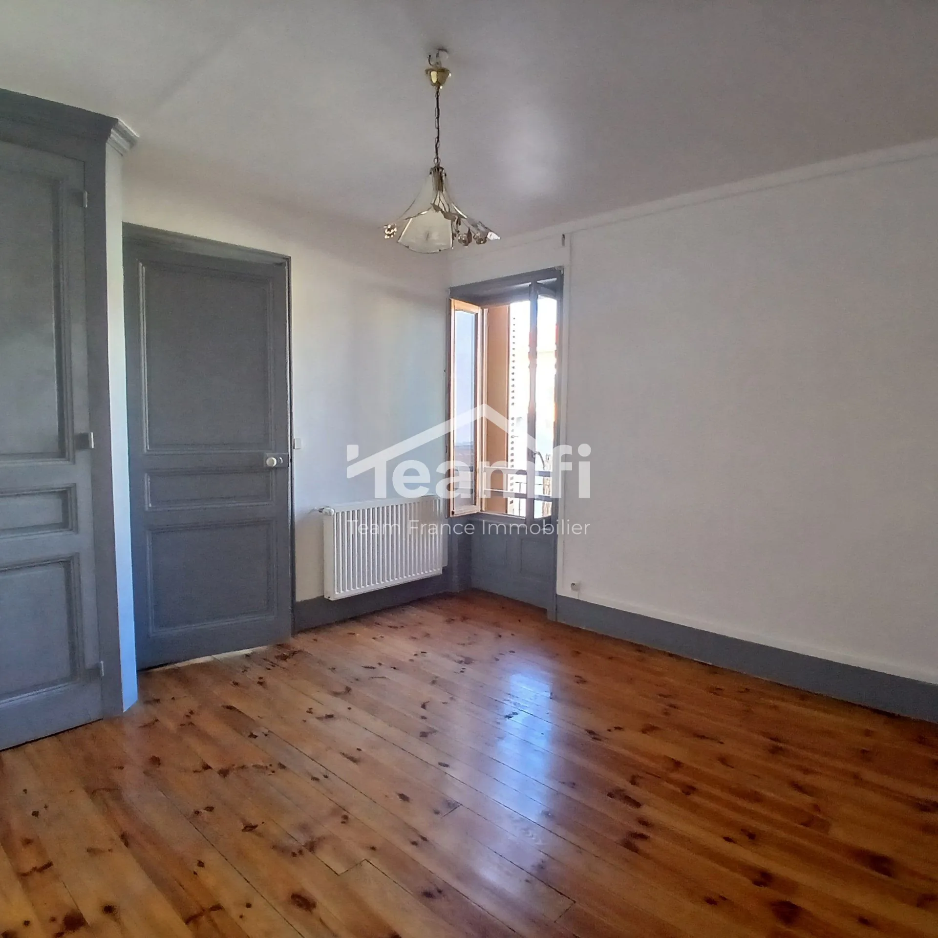 Appartement T3 de 56 m² avec balcon à Roanne – Investissement locatif idéal 
