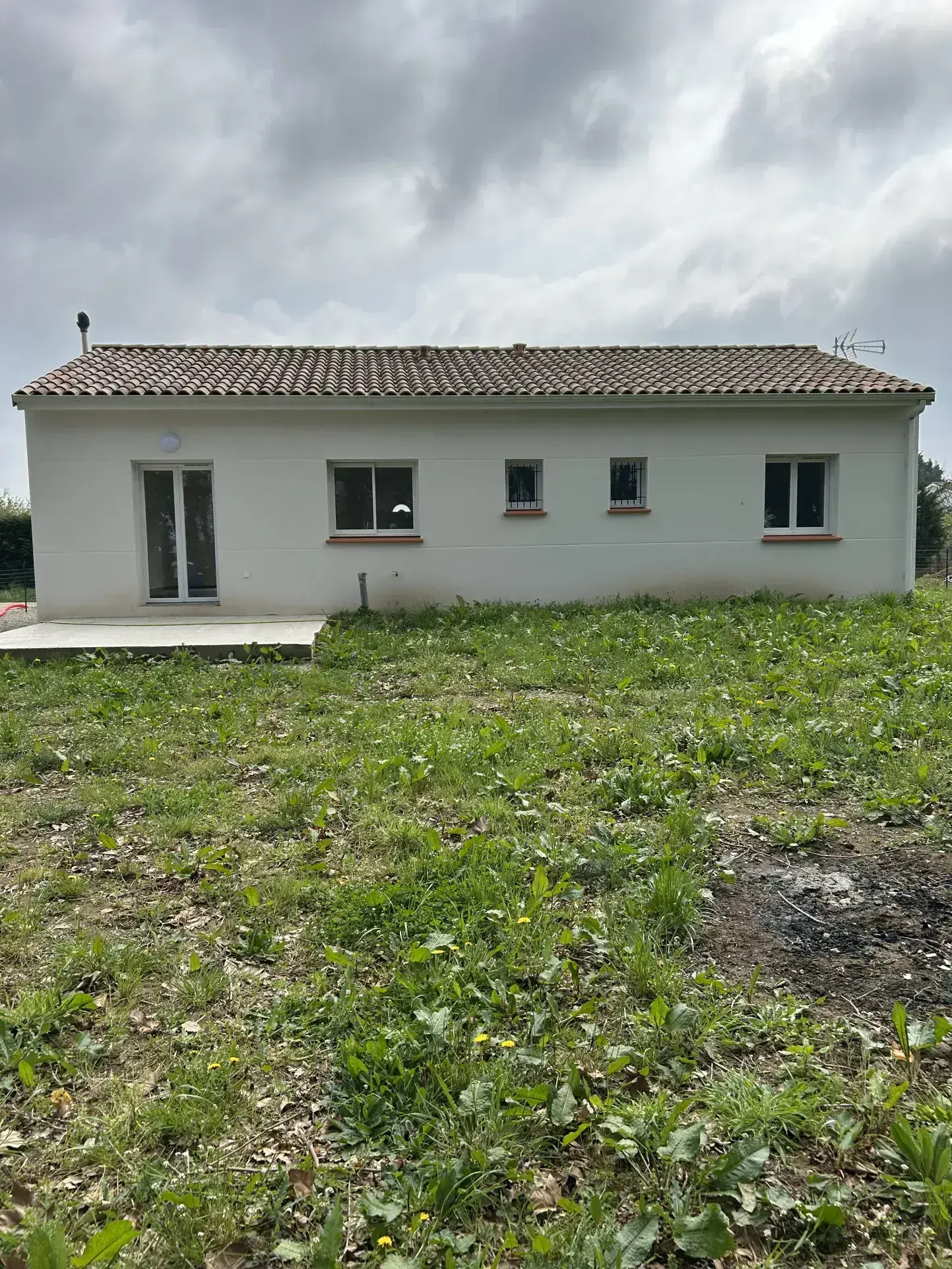 Villa neuve 90 m² à Montbeton, construction 2023, cadre calme et proche de Montauban 