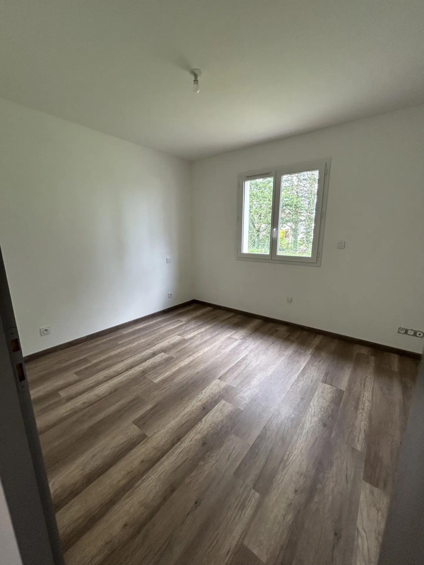 Villa neuve 90 m² à Montbeton, construction 2023, cadre calme et proche de Montauban 