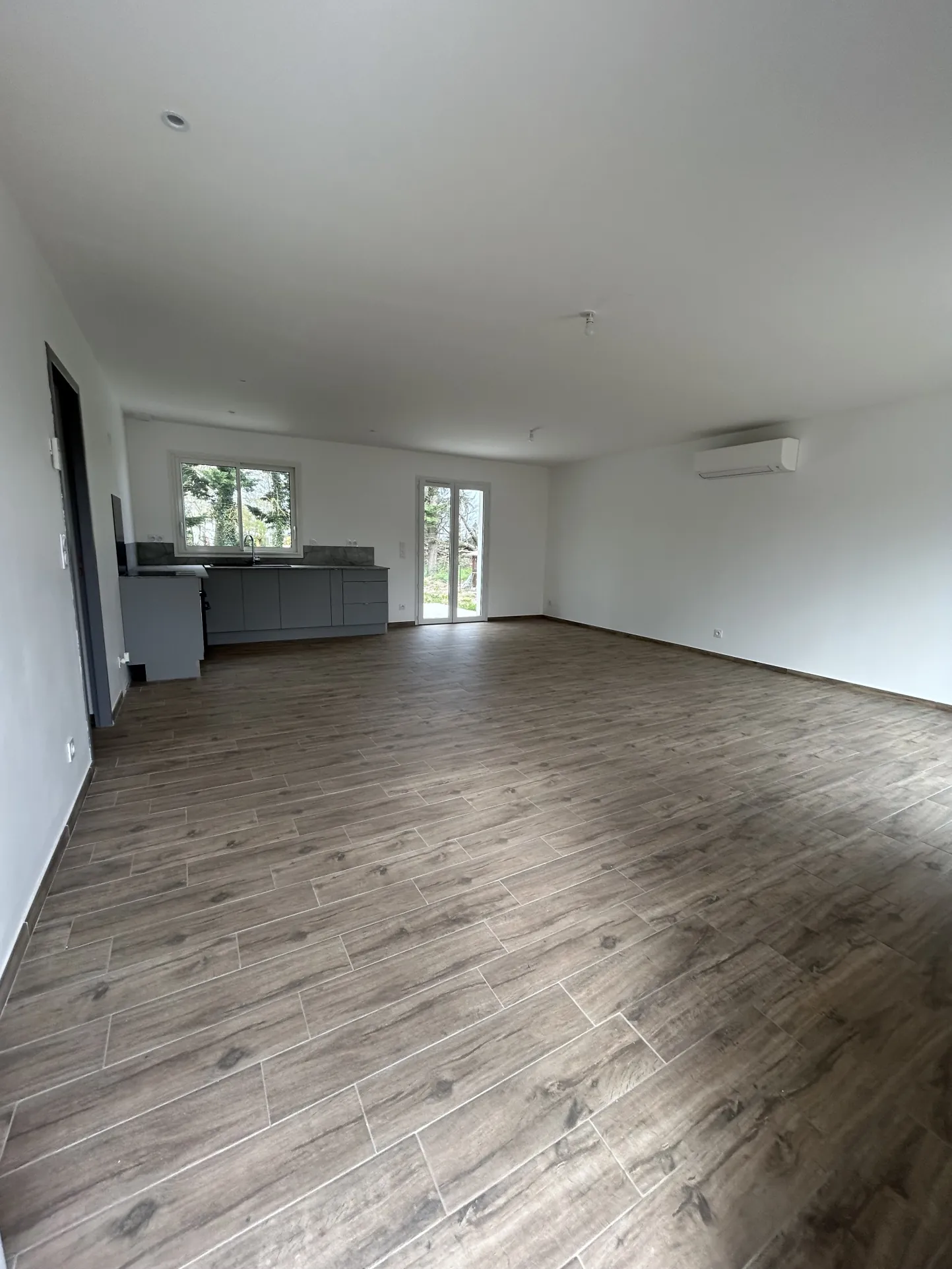 Villa neuve 90 m² à Montbeton, construction 2023, cadre calme et proche de Montauban 