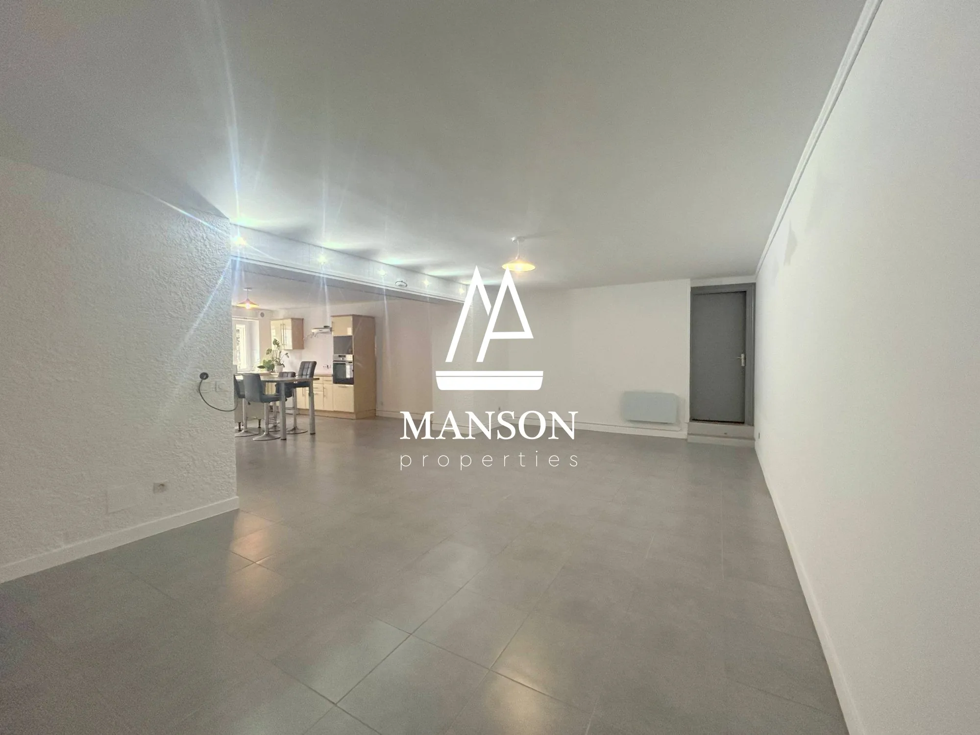 Appartement 2 pièces rénové de 73 m² avec terrasse et jardin à Haux 