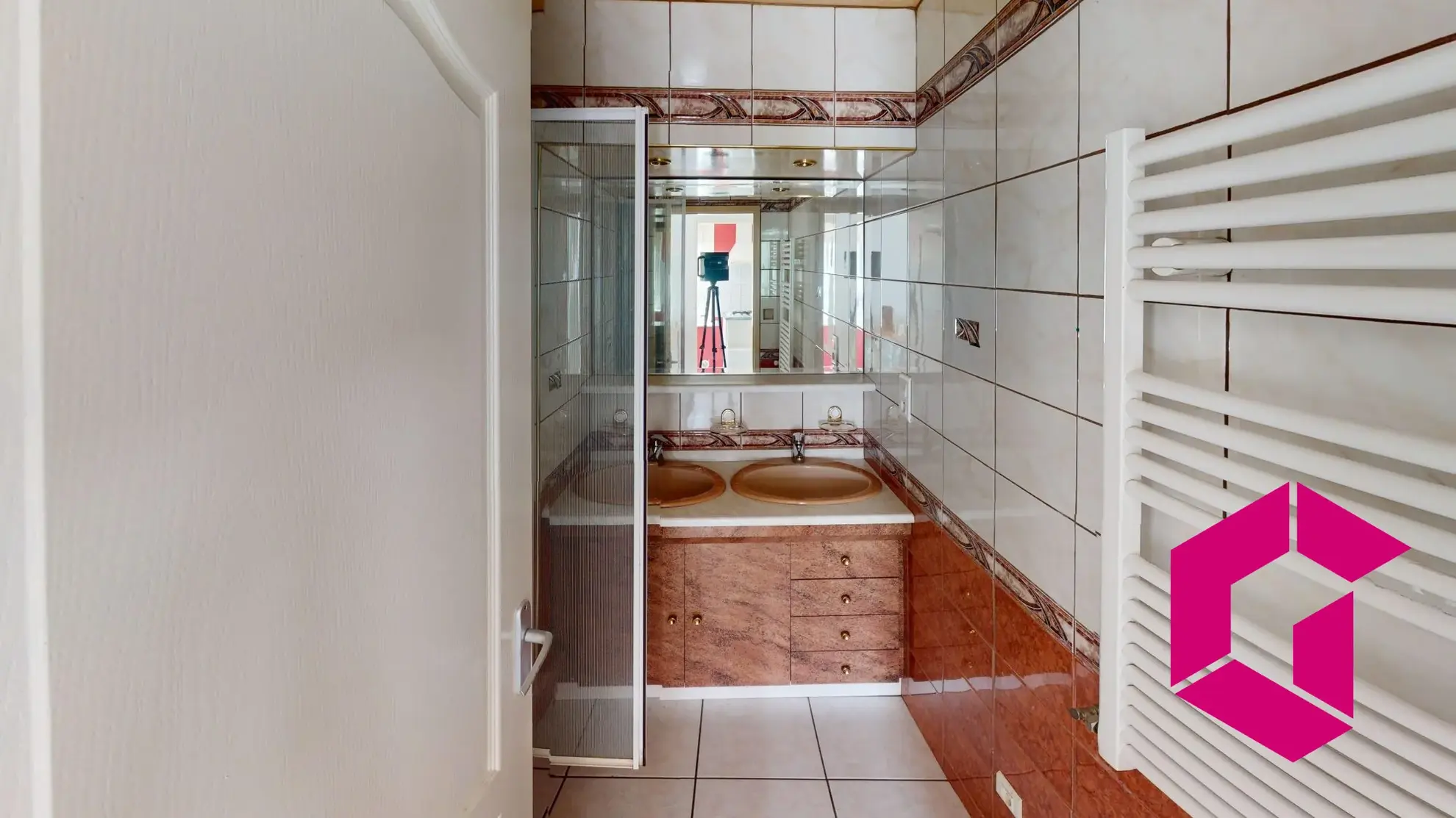 Maison à vendre à Unieux de 98 m² avec 3 chambres et balcon 