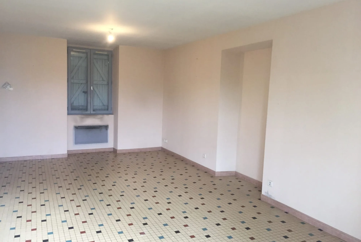 Maison à vendre à Masseube avec jardin ensoleillé et 3 chambres 