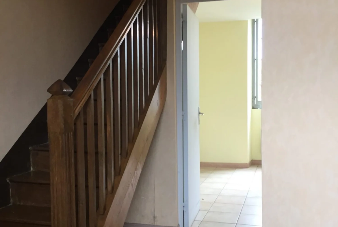 Maison à vendre à Masseube avec jardin ensoleillé et 3 chambres 