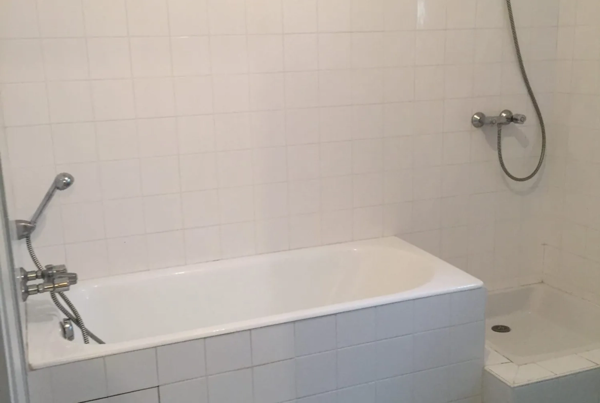 Maison à vendre à Masseube avec jardin ensoleillé et 3 chambres 