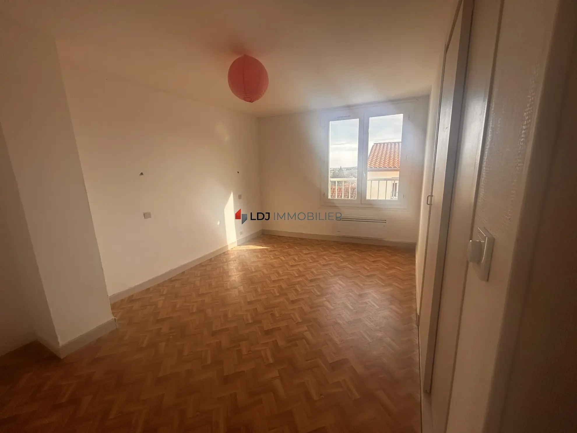 Appartement lumineux avec vue sur Céret, cave et parking - Opportunité à saisir 