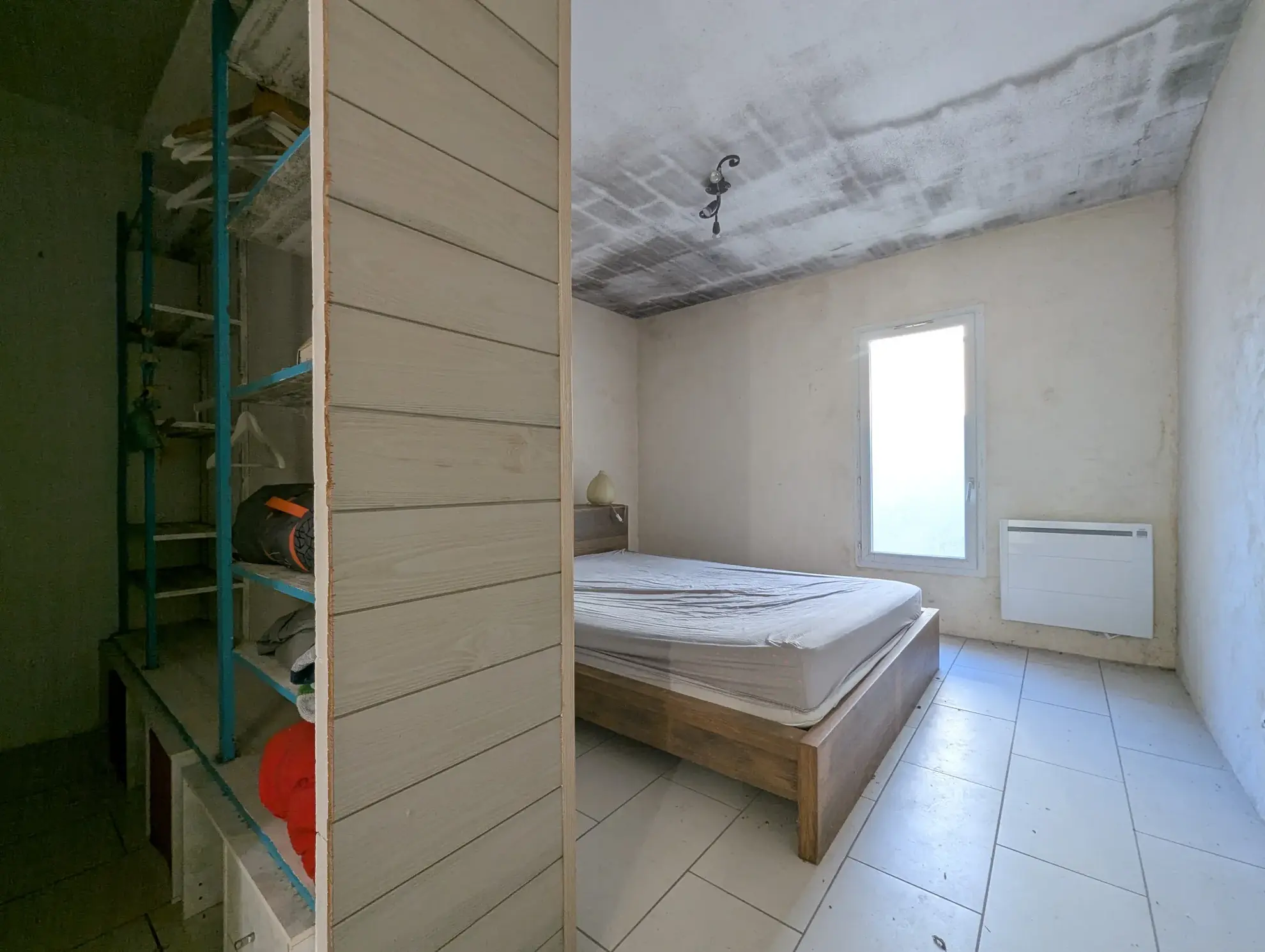 Maison en pierre avec grand potentiel à La Riviere, proche Libourne 