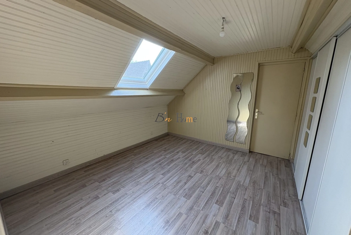 Charmante maison indépendante avec jardin à Puisieux - 3 chambres, garage et véranda lumineuse 
