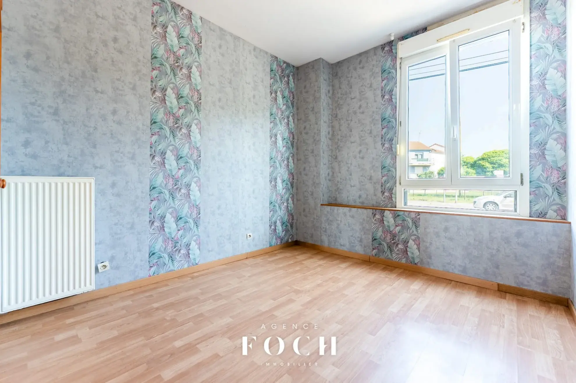 Superbe appartement avec jardin, terrasse et garage à Écrouves 