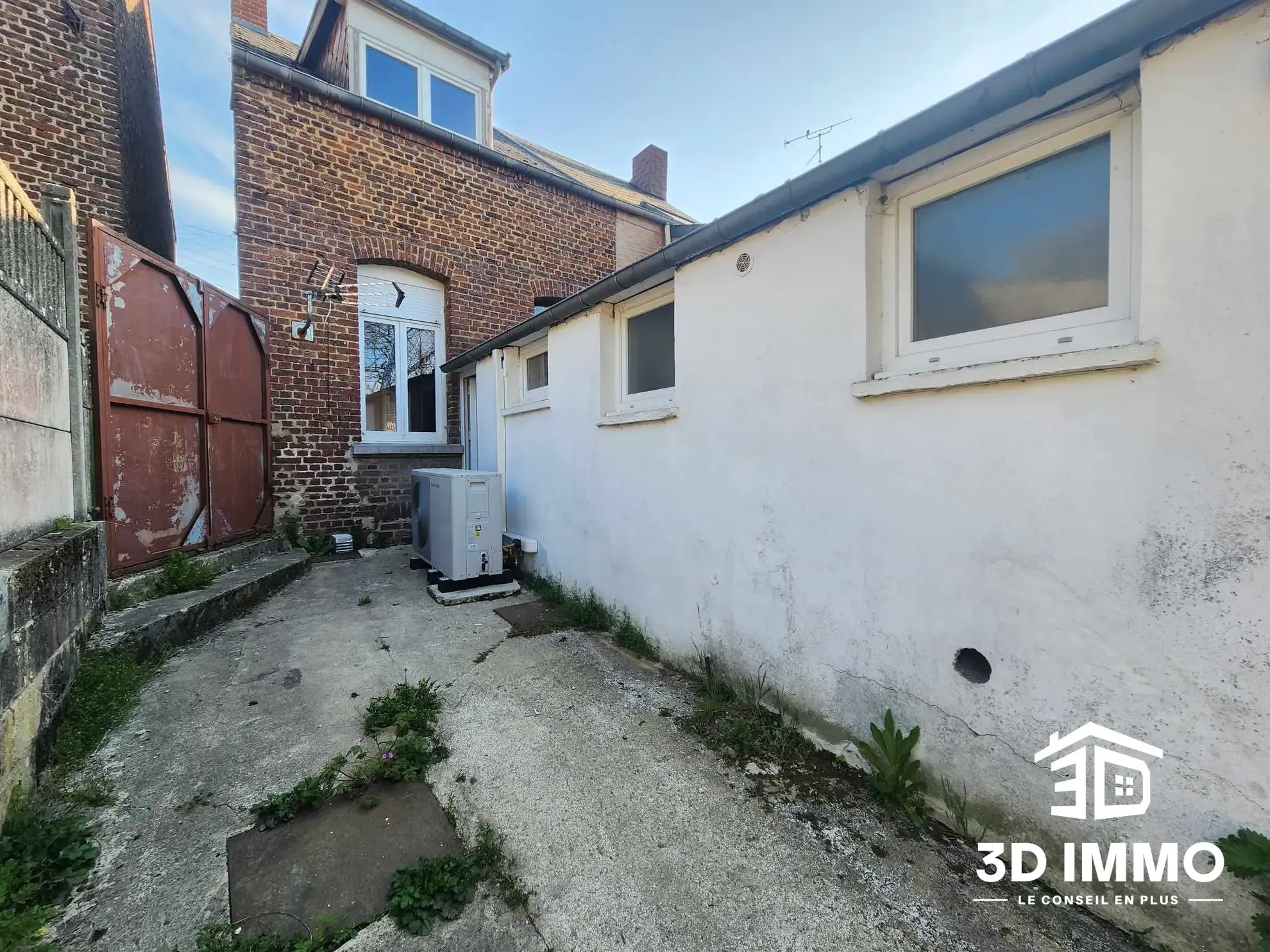 Maison semi-individuelle à vendre à Fourmies avec jardin et confort moderne 