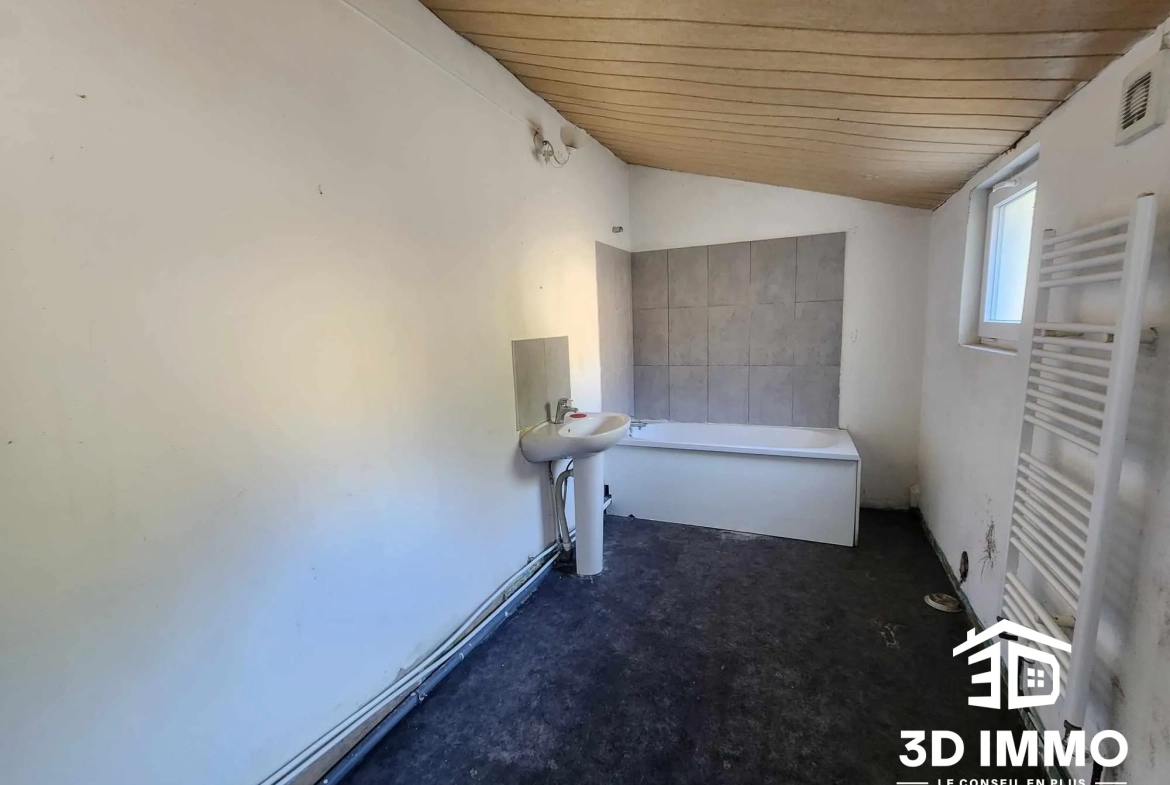 Maison semi-individuelle à vendre à Fourmies avec jardin et confort moderne 