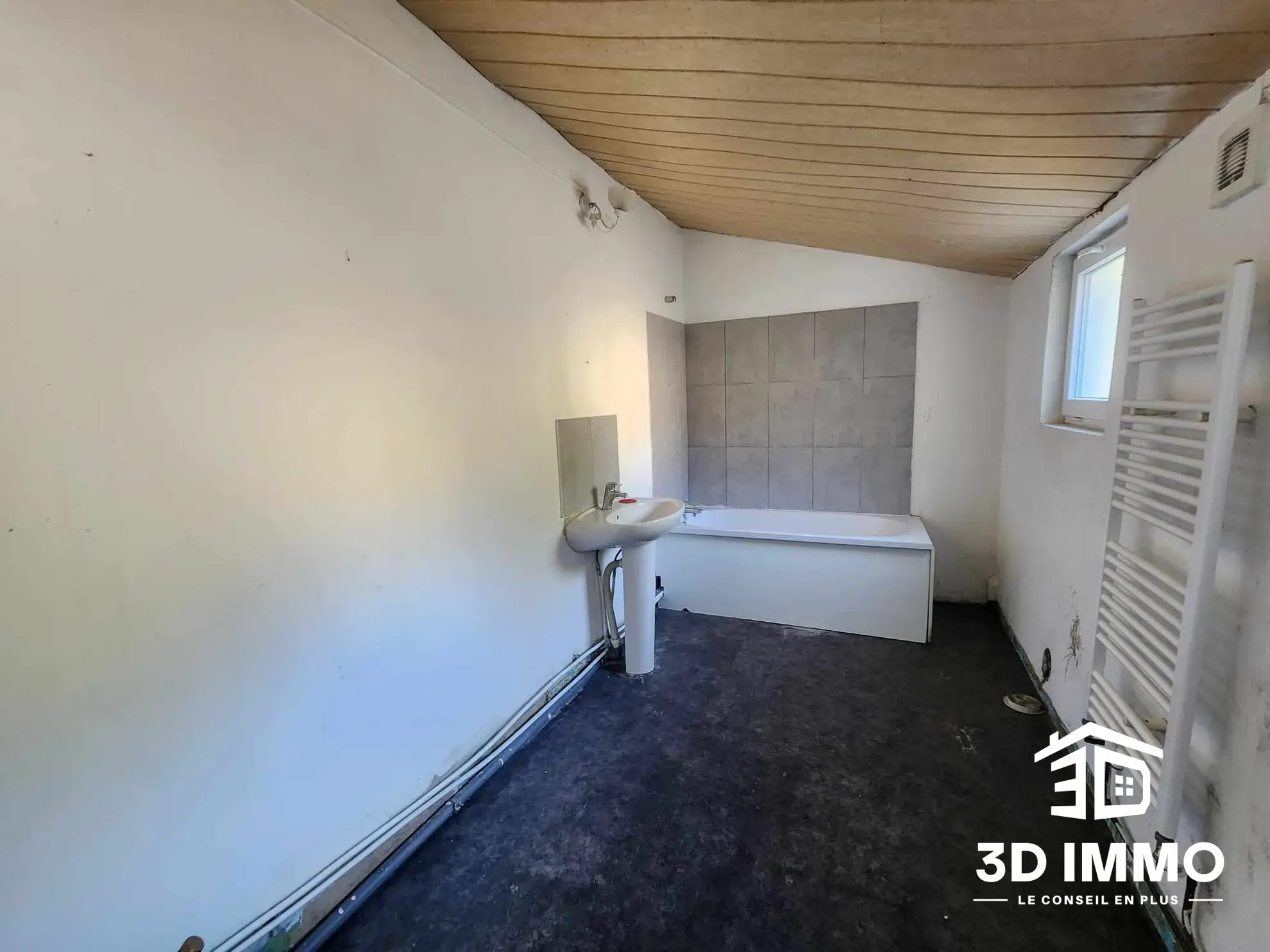 Maison semi-individuelle à vendre à Fourmies avec jardin et confort moderne 