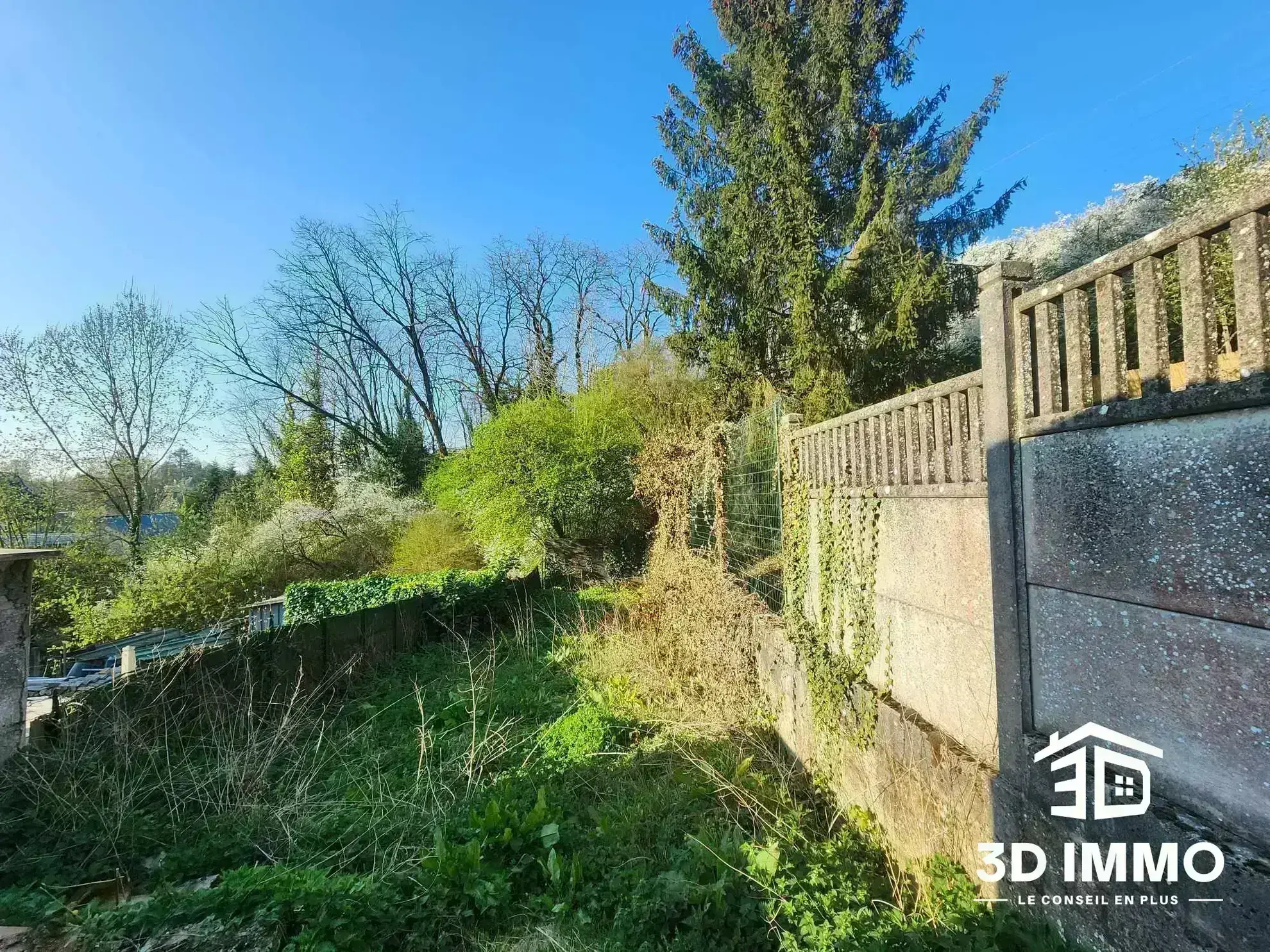 Maison semi-individuelle à vendre à Fourmies avec jardin et confort moderne 