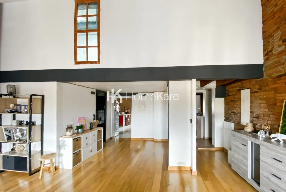 Appartement duplex 120m² avec vue sur le Tarn à Montauban - Dernier étage 